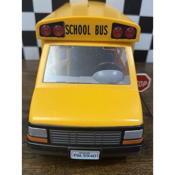 2011 PLAYMOBIL YELLOW SCHOOL BUS WITH FLASHING LIGHTS PM 5940 - Picture 3 of 10
